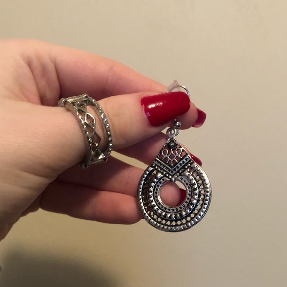 Jewelry Set - Picture 5 of 5